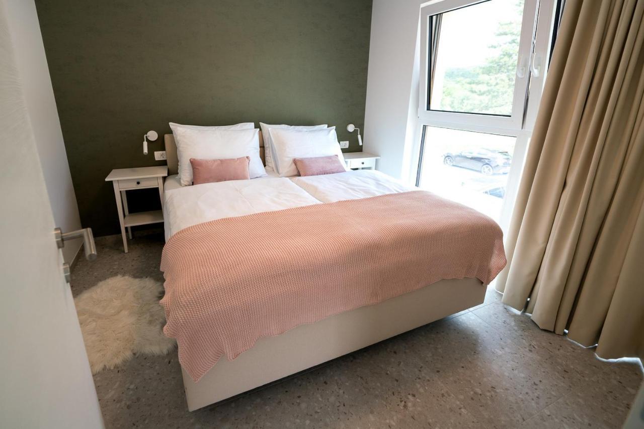 Apartments Kras 24 With Pool Сезана Экстерьер фото