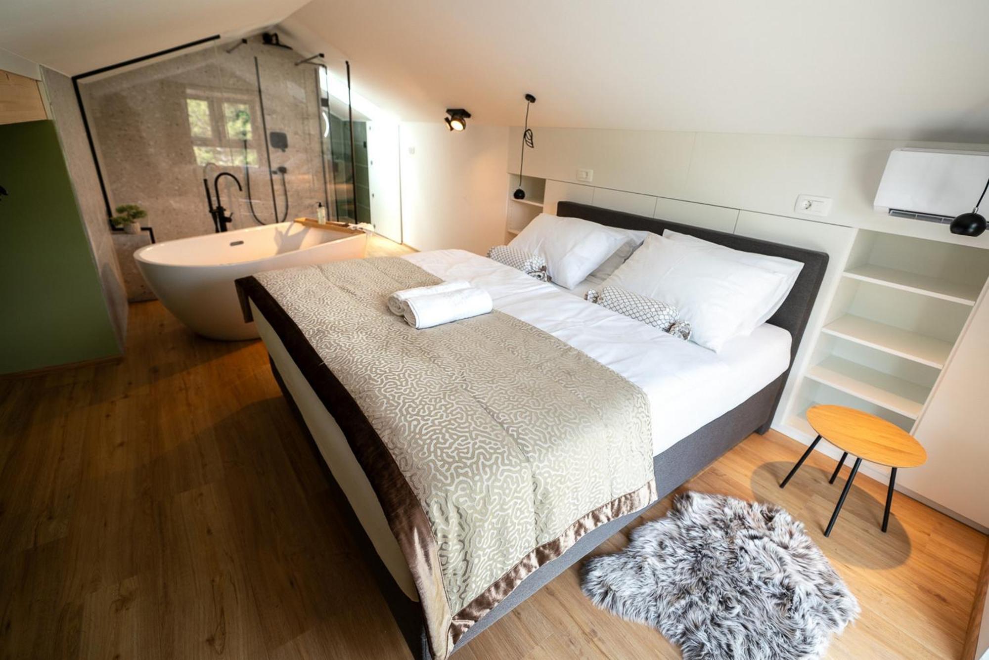 Apartments Kras 24 With Pool Сезана Экстерьер фото