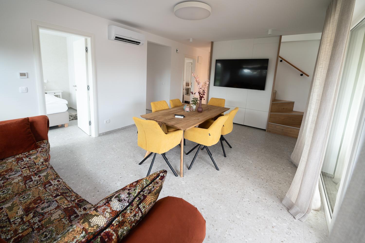 Apartments Kras 24 With Pool Сезана Экстерьер фото